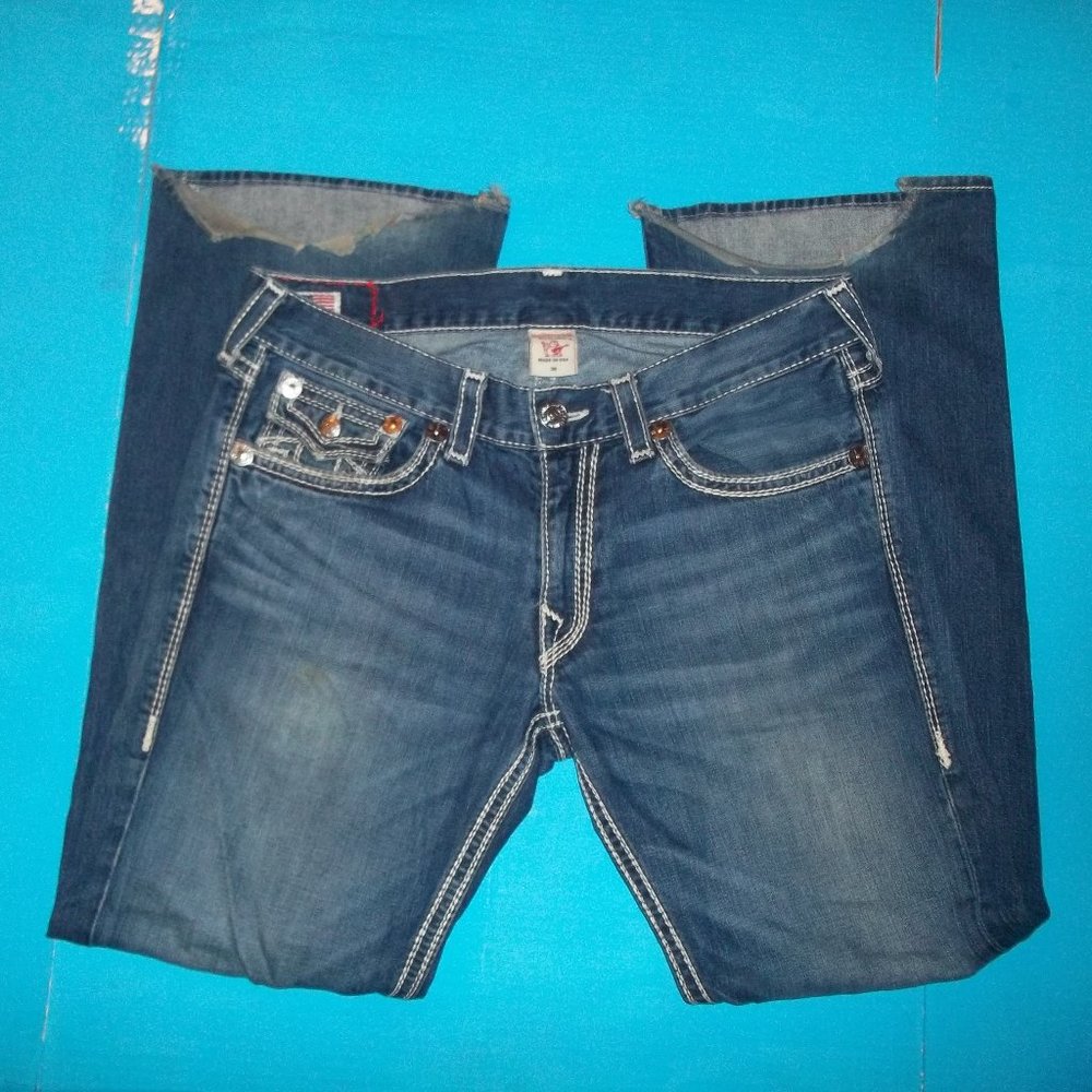 34-36 X33BILLY BIG QT WHITE STITCH WITH WALKING ONTHEM